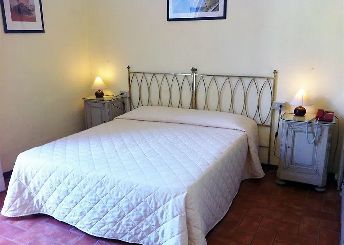 Crocini Hotel