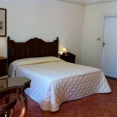 Crocini Hotel