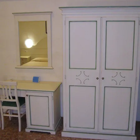 Hotel Crocini 3*