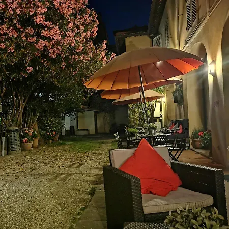 Crocini Hotel 3*